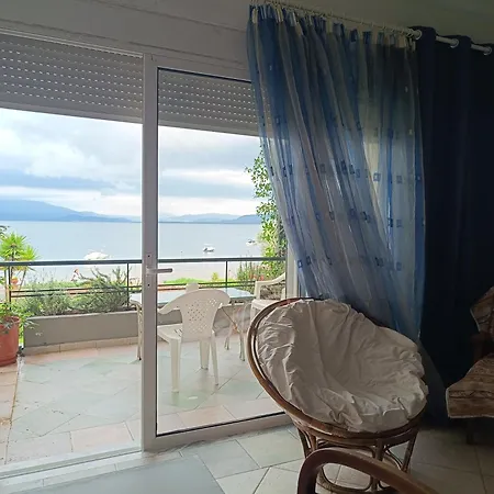 Mare E Monti1 Apartment Kamena Vourla Exterior photo