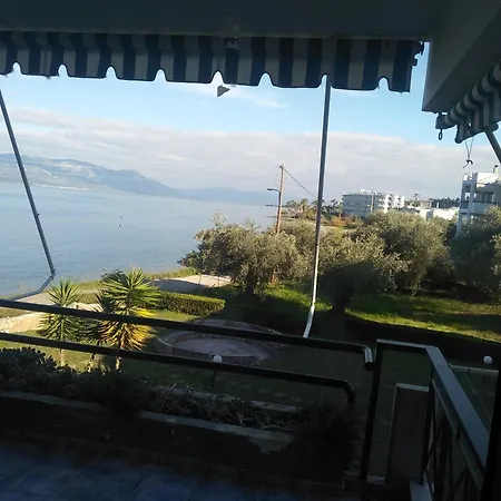 Mare E Monti1 Apartment Kamena Vourla Room photo