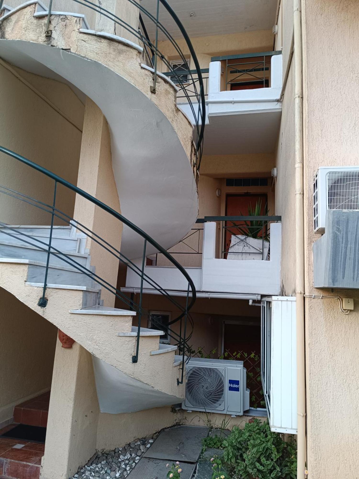 Mare E Monti1 Apartment *