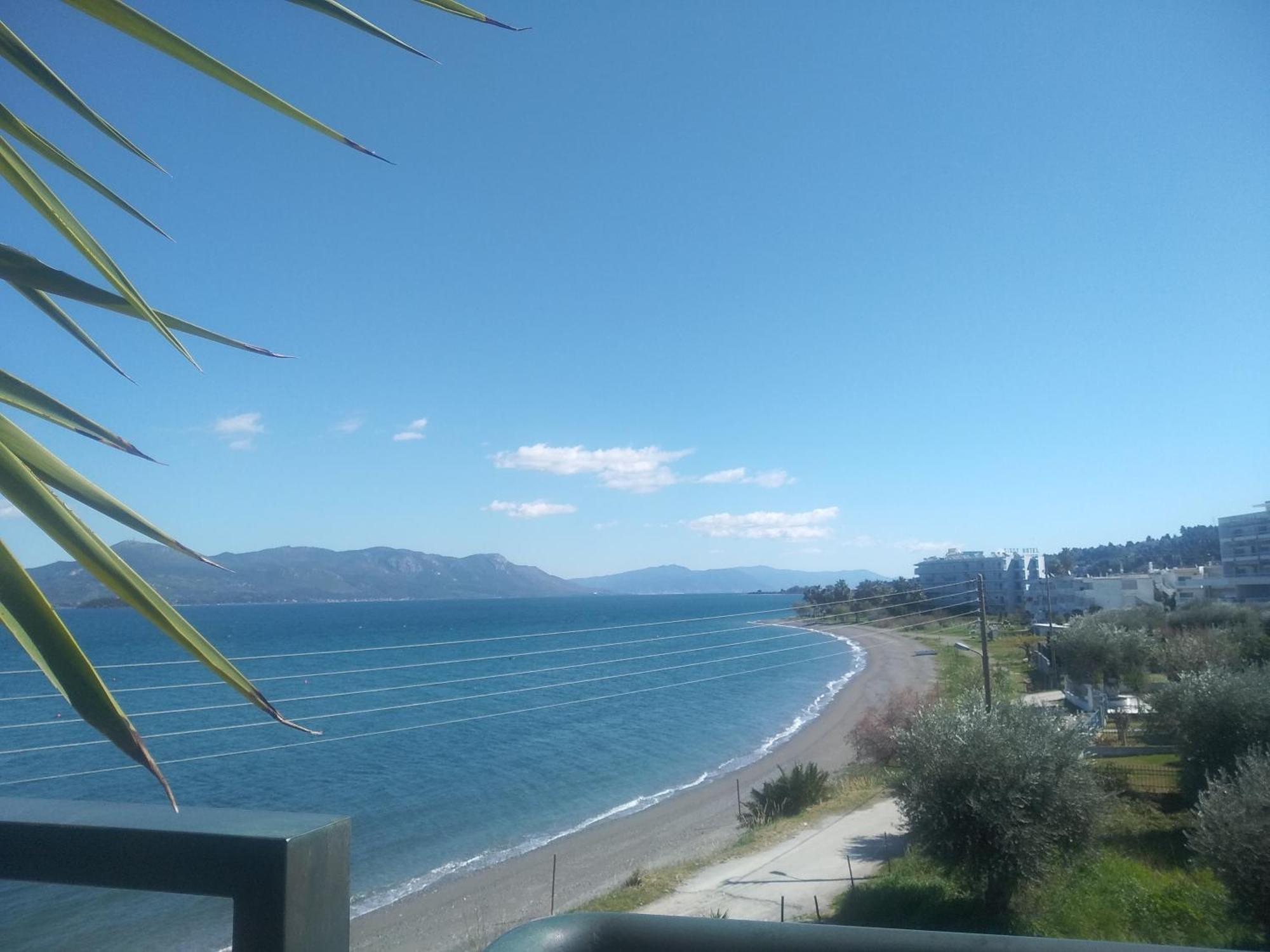 Mare E Monti1 * Kamena Vourla